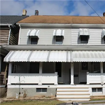 Image 1 - 429 Glenwood Avenue, Tamaqua, PA 18252, USA - House for sale