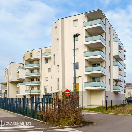 Image 2 - 7 Route de Dijon, 21600 Longvic, France - Apartment for rent