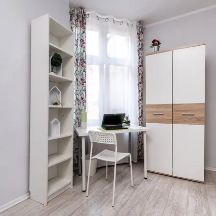 Rent this 7 bed apartment on Seweryna Mielżyńskiego 19 in 61-725 Poznań, Poland