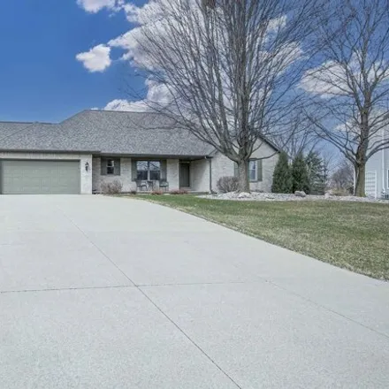 Buy this 4 bed house on Woodland Drive in Greenville, Outagamie County