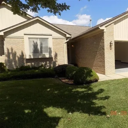 Rent this 2 bed condo on 16635 Dawn Dr in Clinton Township, Michigan
