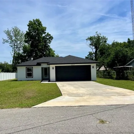 Rent this 3 bed house on 13627 Southeast 53rd Avenue in Marion County, FL 34491