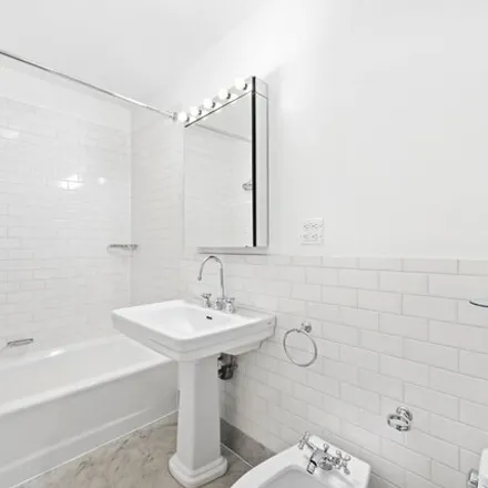 Image 8 - 40 Prince Street, New York, NY 10012, USA - Apartment for rent
