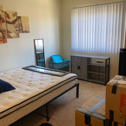 Rent this 1 bed room on Summit Crest Apartments in 2801 Summit Street, Oakland