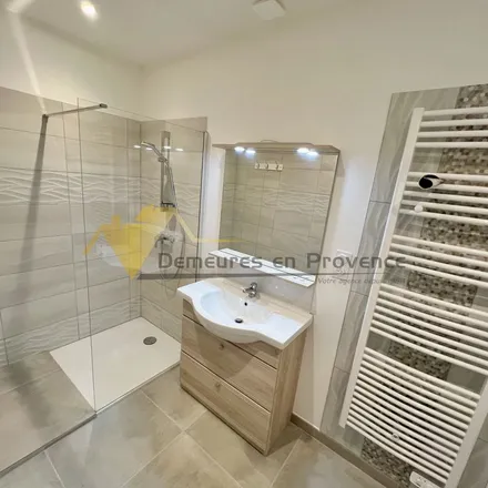 Rent this 4 bed apartment on 300 Avenue des Choralies in 84110 Vaison-la-Romaine, France