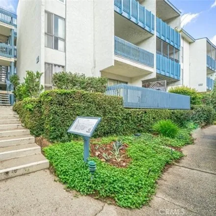 Rent this 3 bed condo on unnamed road in Clifton, Redondo Beach
