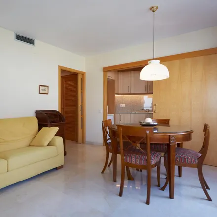 Image 4 - Carrer de Vilamur, 31, 08014 Barcelona, Spain - Apartment for rent