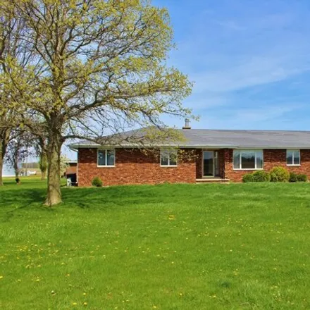 Buy this 4 bed house on unnamed road in Grundy County, IL