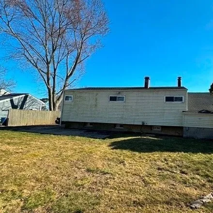 Image 5 - 27 Kirby Lane, Central Islip, Islip, NY 11722, USA - House for sale