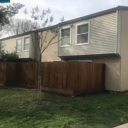 Rent this 3 bed house on 1437 Bel Air Drive in Concord, CA 94521