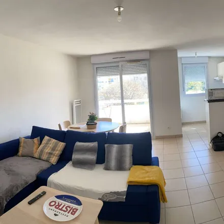 Rent this 2 bed apartment on 1 1ère impasse de la Perche in 63800 Cournon-d'Auvergne, France