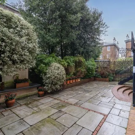 Rent this 7 bed apartment on 13 Phillimore Place in London, W8 7BS