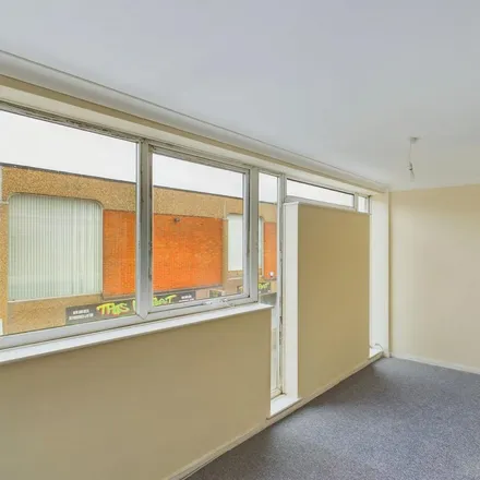 Rent this 2 bed apartment on Voong's Restaurant in Central Bletchley, Cambridge Street