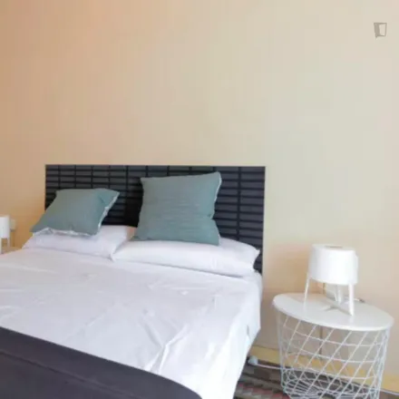 Image 2 - Carrer de Mallorca, 170, 08001 Barcelona, Spain - Room for rent