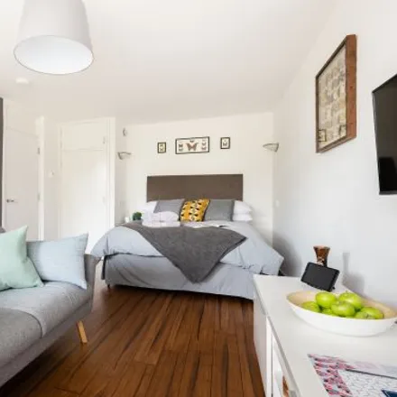 Image 1 - Joseph Conrad House, Tachbrook Street, London, SW1V 2NF, United Kingdom - Apartment for rent