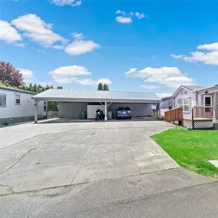 Buy this studio apartment on 5601 Axton Court in Ferndale, WA 98248
