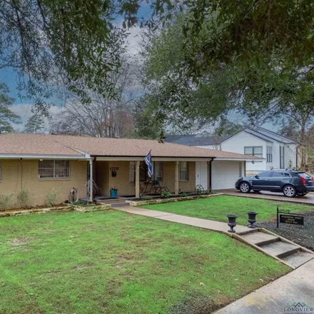 Buy this 3 bed house on 1291 Brook Drive in Kilgore, TX 75662