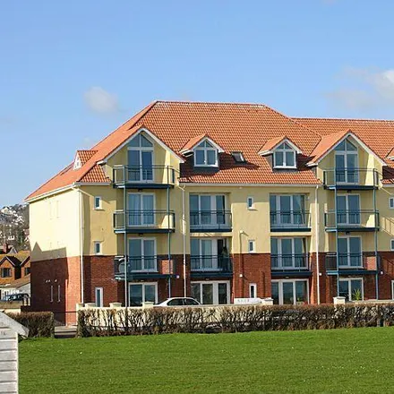 Image 1 - Belvedere, Marine Gardens, Paignton, TQ3 2HS, United Kingdom - Apartment for rent