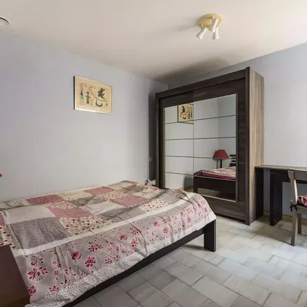 Rent this 4 bed house on La Grande Motte in Avenue Maréchal Leclerc, 34280 La Grande-Motte