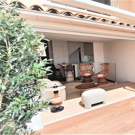 Buy this 3 bed apartment on Ancienne Route des Alpes in 13100 Aix-en-Provence, France