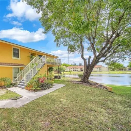 Buy this 3 bed condo on 510 Northwest 214th Street in Andover, Miami Gardens