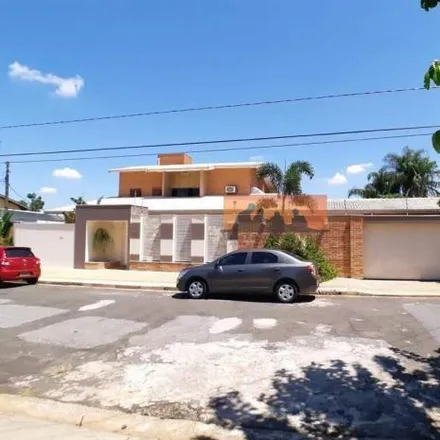 Buy this 4 bed house on Rua Doutor Miguel Pierro in Cidade Universitária, Campinas - SP
