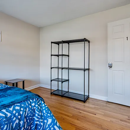 Rent this 1 bed room on Marietta in GA, US