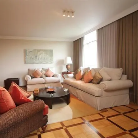 Buy this 4 bed apartment on Edifício Flor de Liz in Rua Peixoto Gomide 912, Cerqueira César