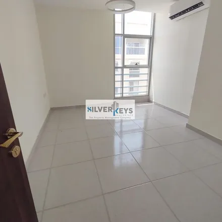 Image 7 - 35 Street, Muhaisnah 1, Dubai, United Arab Emirates - Apartment for rent