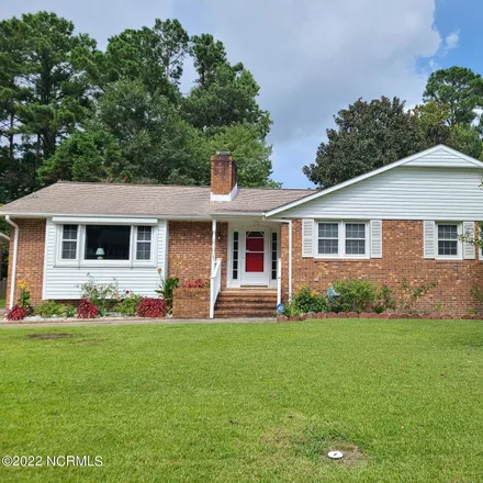 Image 3 - 108 Ramona Avenue, Northwoods Park, Jacksonville, NC 28540, USA - House for sale