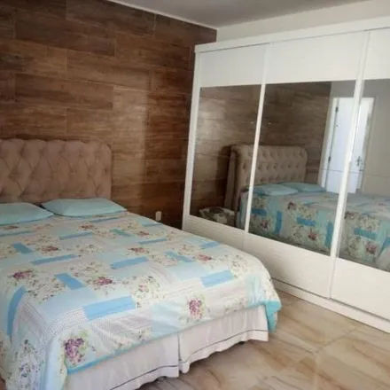 Buy this 2 bed house on Rua Francisco Muniz in Jardim Catarina, São Gonçalo - RJ