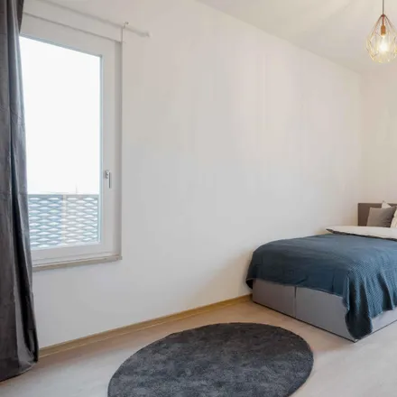 Rent this 5 bed room on Klara-Franke-Straße 16 in 10557 Berlin, Germany