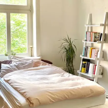 Rent this 3 bed apartment on Mandelmehl & Zuckerei in Rappstraße 16, 20146 Hamburg