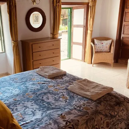 Rent this 4 bed house on Breña Alta in Santa Cruz de Tenerife, Spain