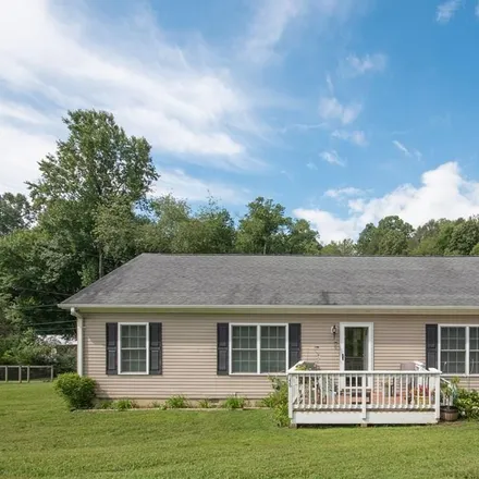 Buy this 3 bed house on 47 Meadowbrook Court in Franklin, NC 28734