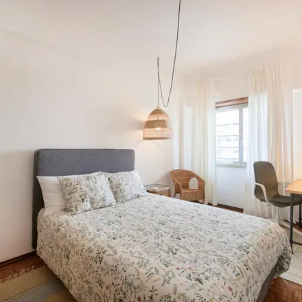 Rent this 4 bed apartment on Rua Francisco Baía in 1500-581 Lisbon, Portugal