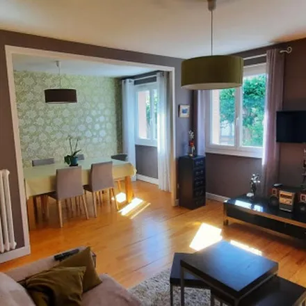 Rent this 3 bed apartment on 10 Place Sully in 63400 Chamalières, France