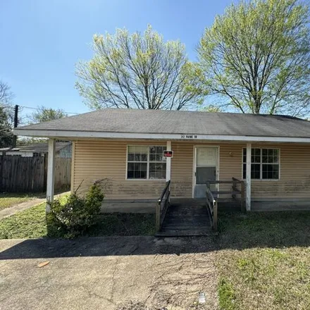 Buy this 2 bed house on 309 South 4th Street in Columbus, MS 39701