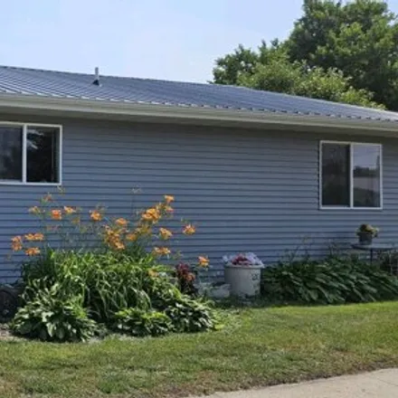 Buy this 3 bed house on 663 6th Street in Britton, SD 57430