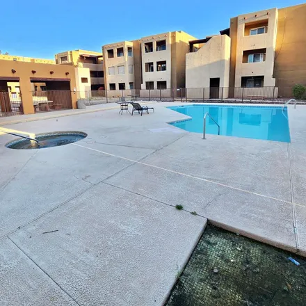 Image 4 - Casa Club Condominiums, 1810 East Blacklidge Drive, Tucson, AZ 85719, USA - Apartment for rent