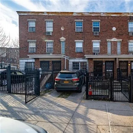 Buy this 5 bed house on 464 East 179th Street in New York, NY 10457