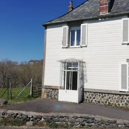 Image 9 - 15190 Lugarde, France - House for rent