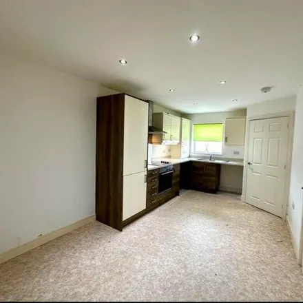 Image 2 - Harper Rise, Denaby Main, DN12 4BE, United Kingdom - Townhouse for rent