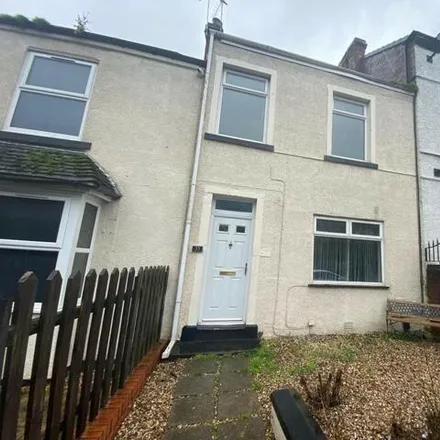 Buy this 4 bed townhouse on Woodhouse Road in Mansfield, Nottinghamshire