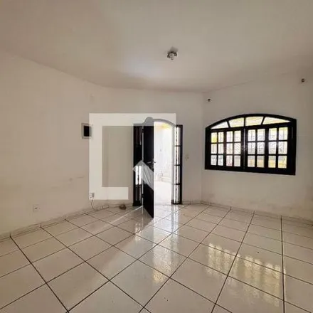 Rent this 2 bed house on Rua Waldemar Costa Filho in Parque São Vicente, Mauá - SP