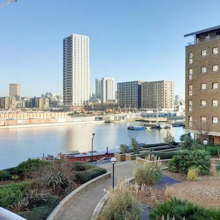 Rent this 2 bed apartment on Meridian Place in Canary Wharf, London