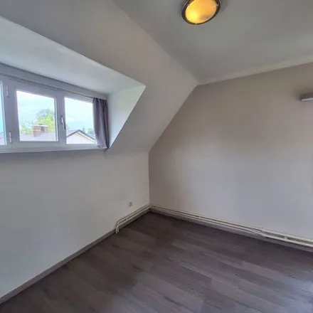 Rent this 3 bed apartment on Kanaalstraat 43 in 3511 Hasselt, Belgium