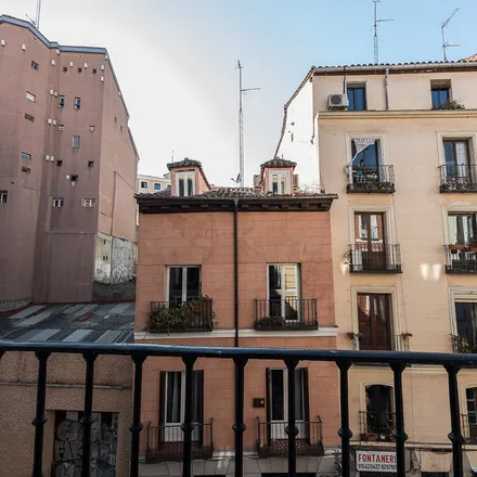 Image 1 - Calle de la Escalinata, 8, 28013 Madrid, Spain - Apartment for rent