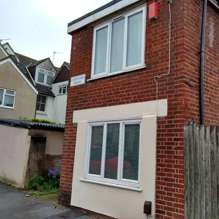 Rent this 1 bed house on Laurel Close in Folkestone, CT20 3PP