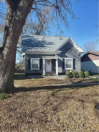 Rent this 4 bed house on 971 11th Street in Henderson, NE 68371